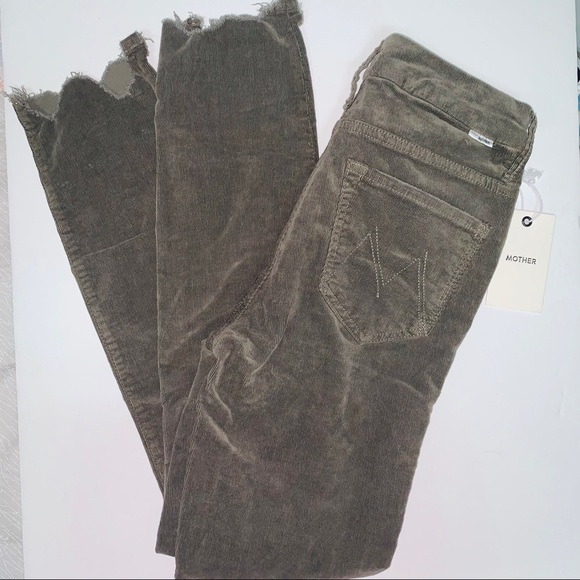 MOTHER High Waisted Looker Ankle Chew Jeans - Picture 5 of 11